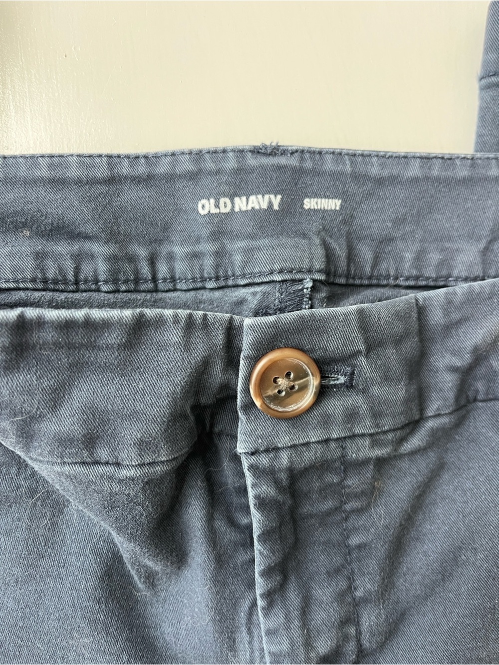 OLD NAVY Bundle of Skinny Fit Pants in Navy and Black size 6 - Picture 5 of 11
